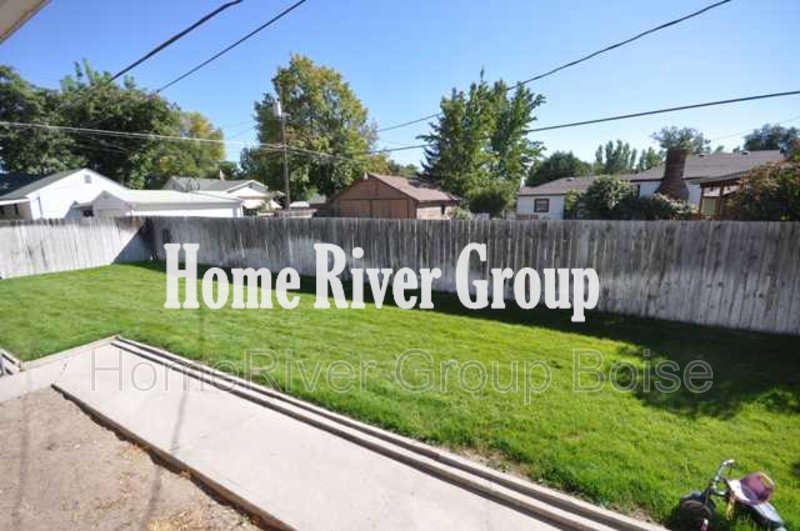 Apply Today!  206 E Morrison St property image