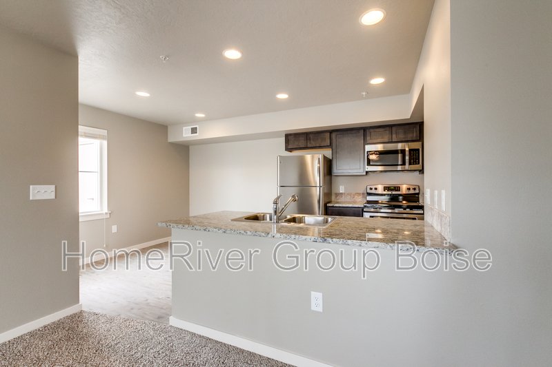 Apply Today! 150 S Trek Ln Apt 104 Kuna, ID 83634 property image