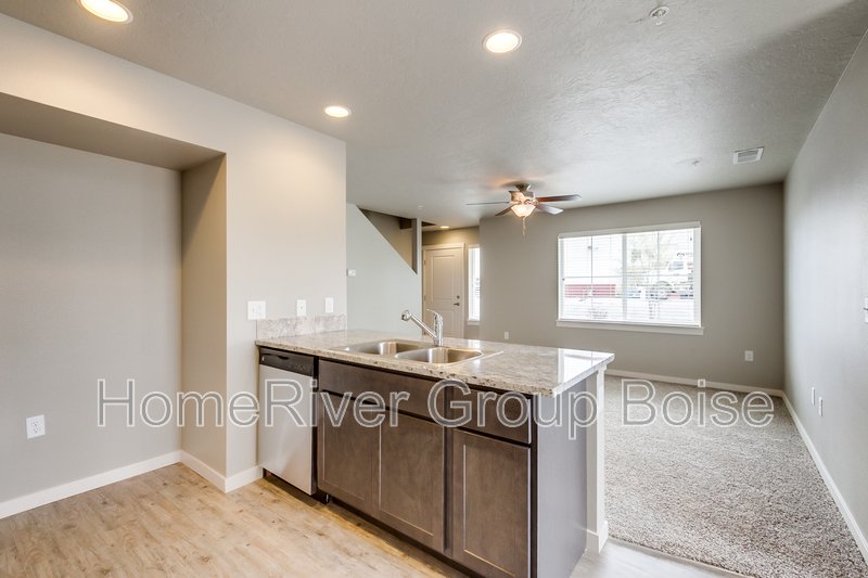Apply Today! 150 S Trek Ln Apt 104 Kuna, ID 83634 property image