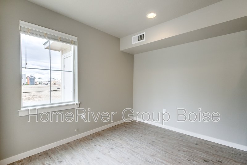 Apply Today! 150 S Trek Ln Apt 104 Kuna, ID 83634 property image