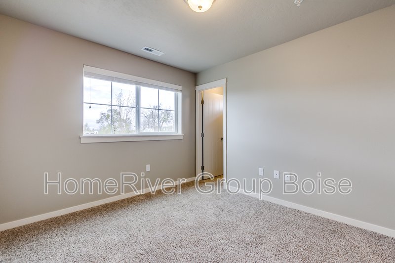 Apply Today! 150 S Trek Ln Apt 104 Kuna, ID 83634 property image