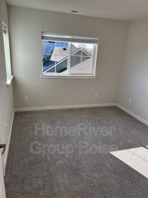 Apply Today! 225 S Roaming Ln Apt 103 Kuna ID 83634 property image