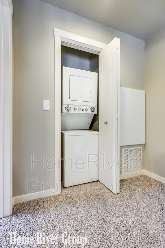 Apply Today! 859 E Wandering Ln Apt 104 Kuna, ID 83634 property image