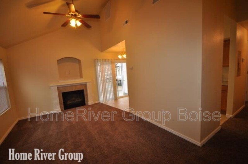 Apply Today! 1913 Lexis Ln Apt 103 Nampa, ID 83686- property image