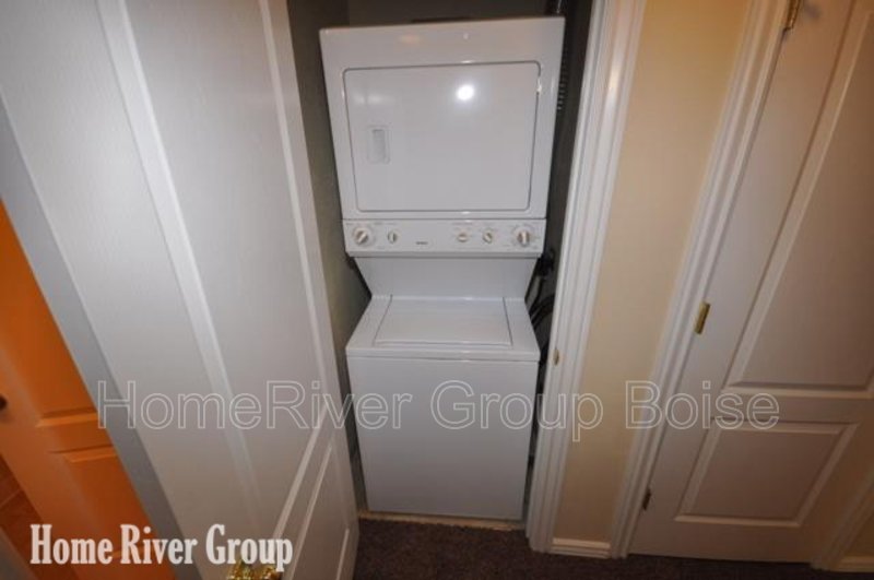 Apply Today! 1913 Lexis Ln Apt 103 Nampa, ID 83686- property image