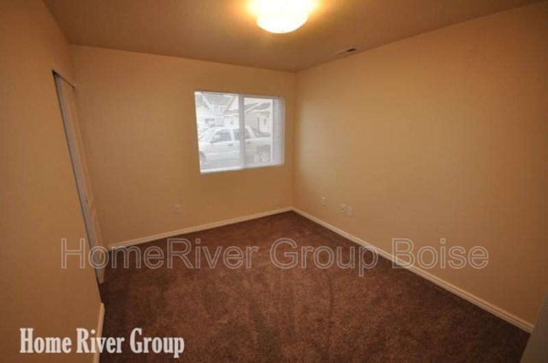 Apply Today! 1913 Lexis Ln Apt 103 Nampa, ID 83686- property image