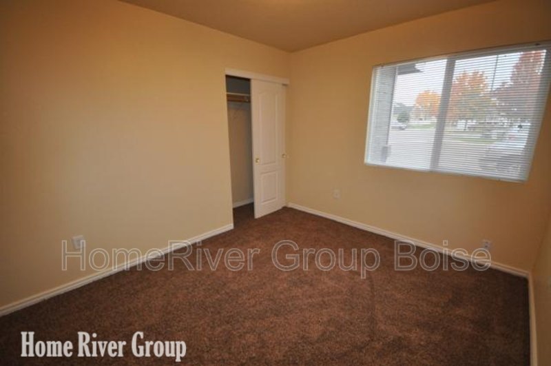 Apply Today! 1913 Lexis Ln Apt 103 Nampa, ID 83686- property image