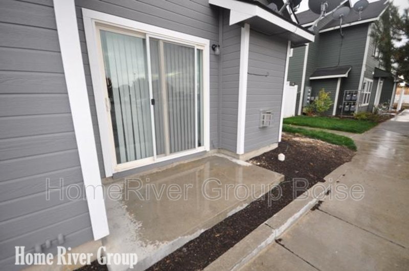 Apply Today! 1913 Lexis Ln Apt 103 Nampa, ID 83686- property image