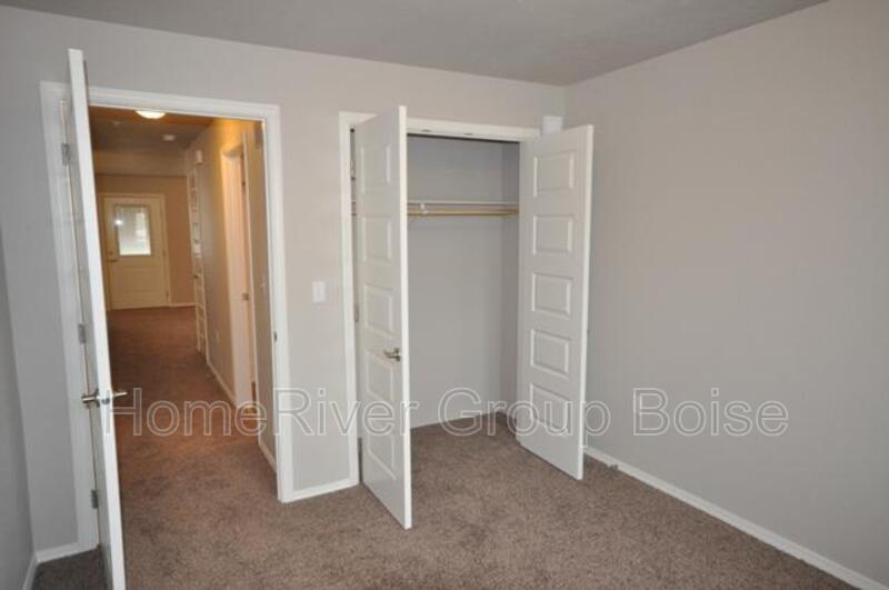 Apply Today! 1322 Edgewater Circle 202 Nampa, ID 83686 property image