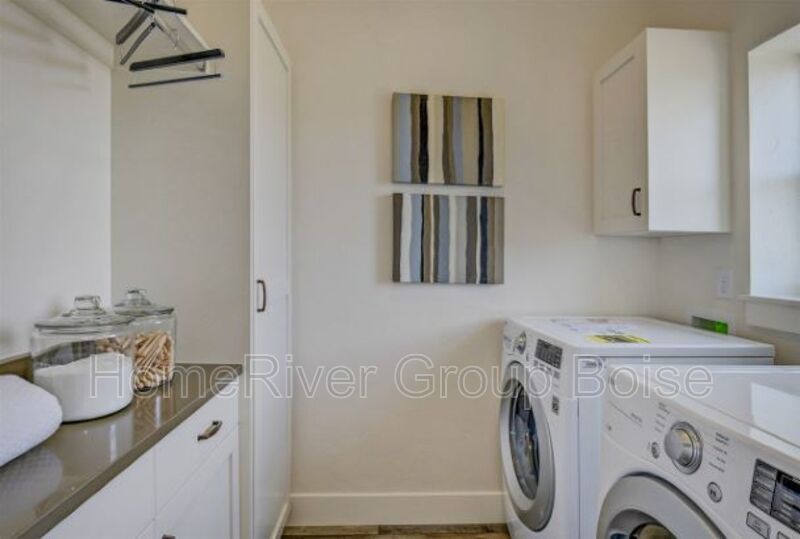 Apply Today! 469 E Trackstand Ln Garden City, ID 83714 property image