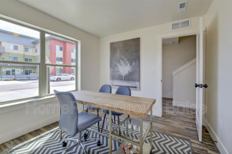 Apply Today! 469 E Trackstand Ln Garden City, ID 83714 property image