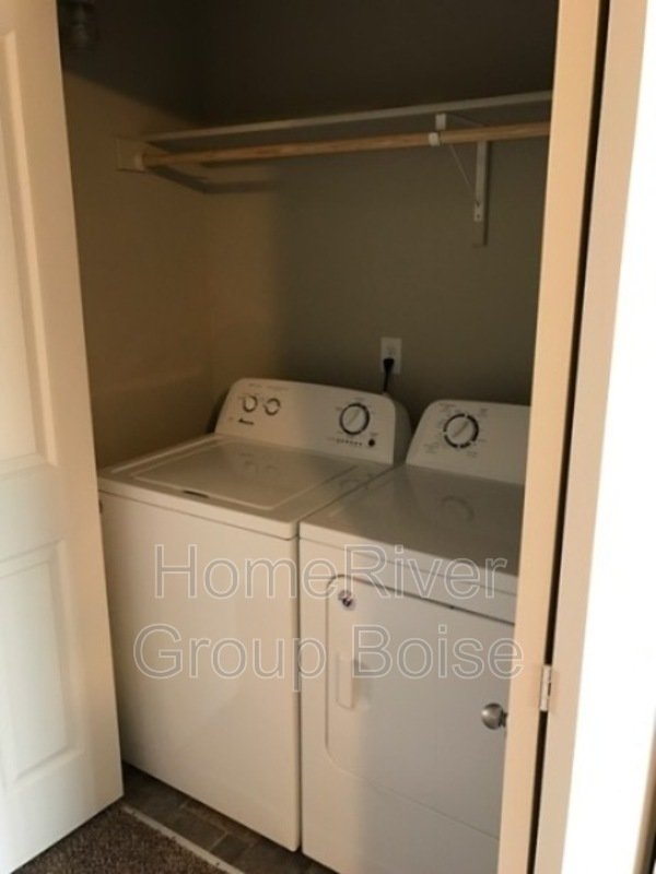 Apply Today! 1328 Edgewater Circle 201 Nampa, ID 83686 property image