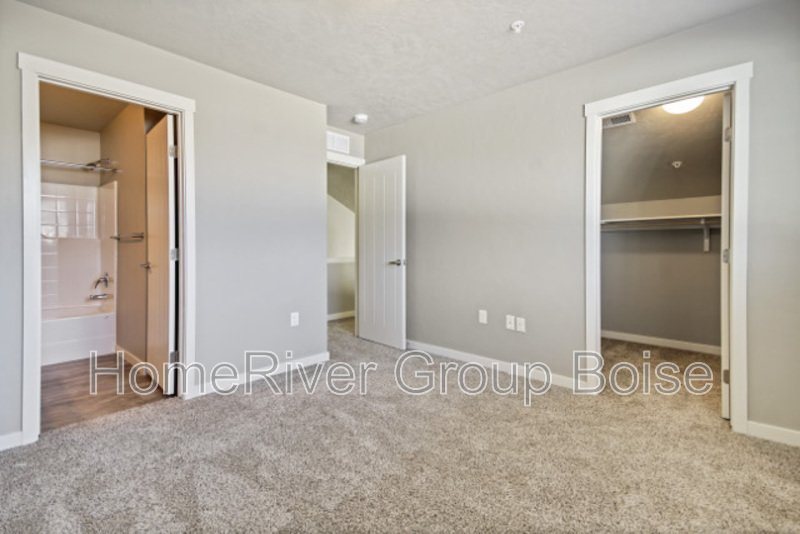 Apply Now! 856 E Wandering Lane 102 Kuna, ID 83634 property image