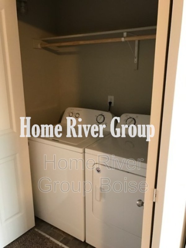 Apply Today! 1330 Edgewater Circle 201 Nampa, ID 83686 property image