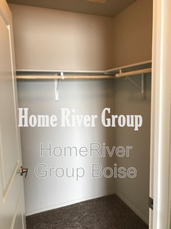 Apply Today! 1330 Edgewater Circle 201 Nampa, ID 83686 property image