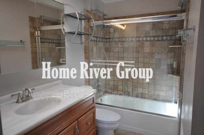 Apply Today! 1982 E Old Saybrook Ln Boise ID 83706 property image