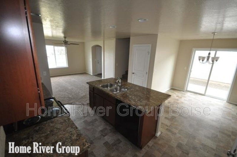 Charming Craftsman Home Near Community Pool and Park! property image