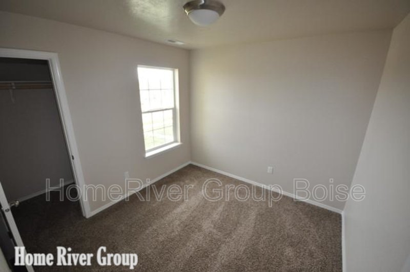 Charming Craftsman Home Near Community Pool and Park! property image