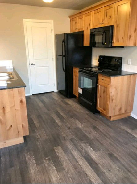 Creekside Apartments 3